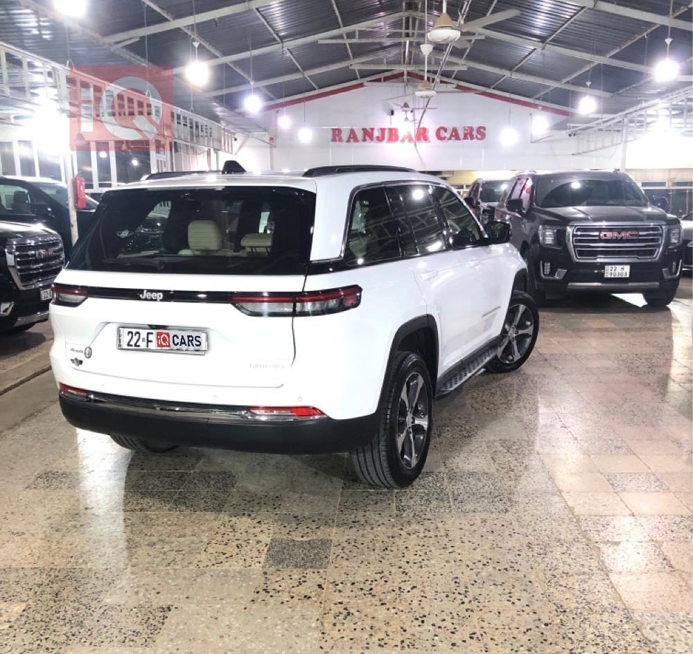 جيب جراند شيروكي